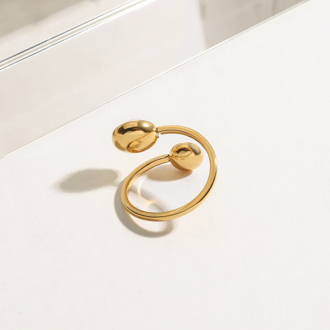 Lucalma Ring